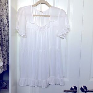 Womens flowy top sz L